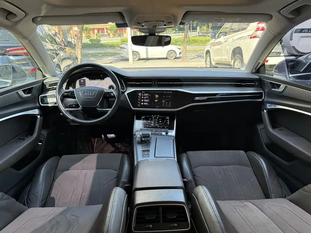 Audi A7L 2022 45 TFSI S-line Dream Future Edition купить на сайте DeffCars