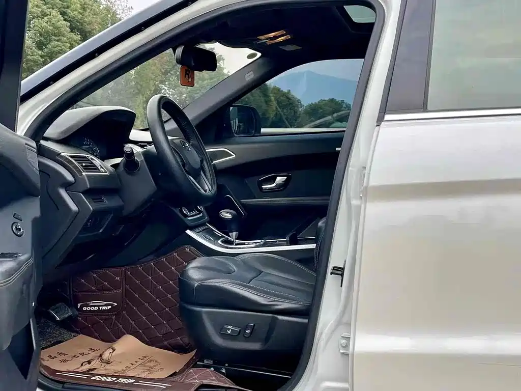 Landwind X7 2015 2.0T Panoramic Ultimate Edition купить на сайте DeffCars