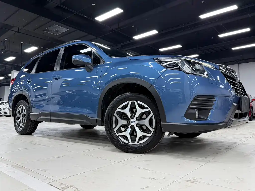 Forester 2022 2.0i AWD Deluxe Edition EyeSight купить на сайте DeffCars