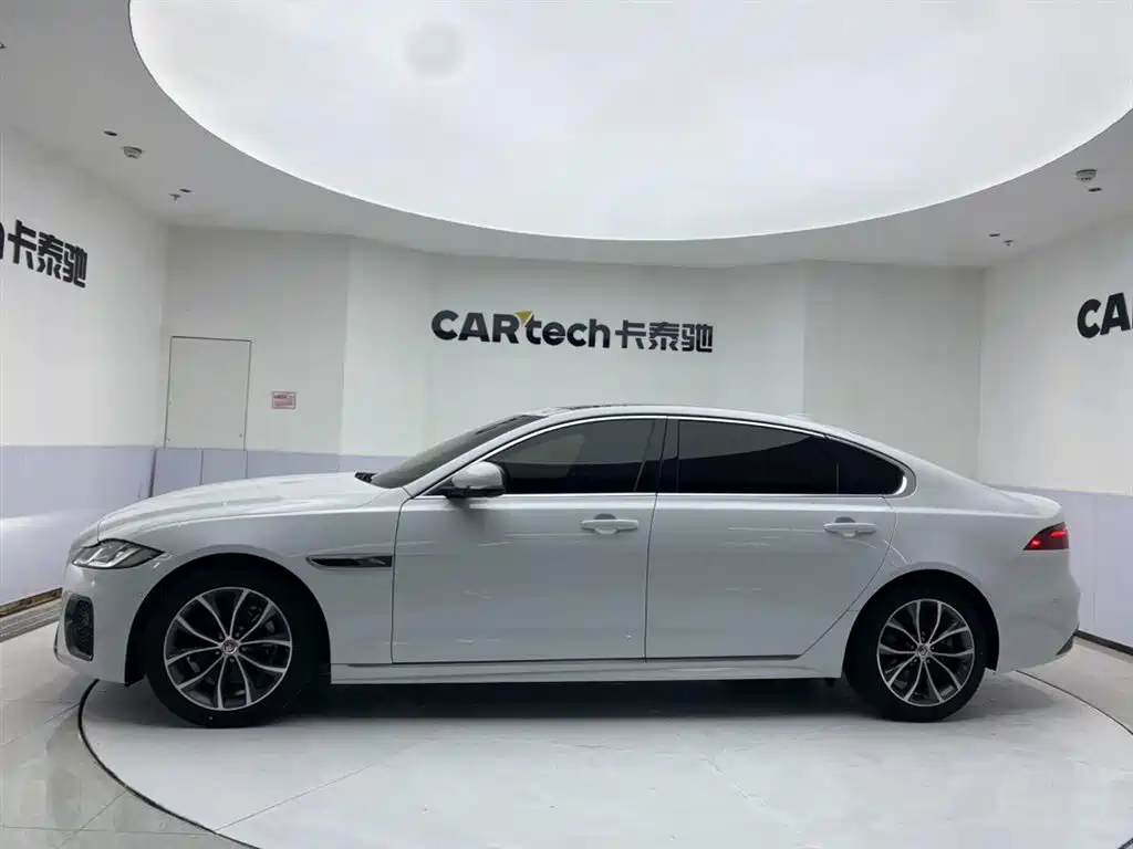 Jaguar XFL 2022 XFL 2.0T P250 two-wheel drive elite sports version купить на сайте DeffCars