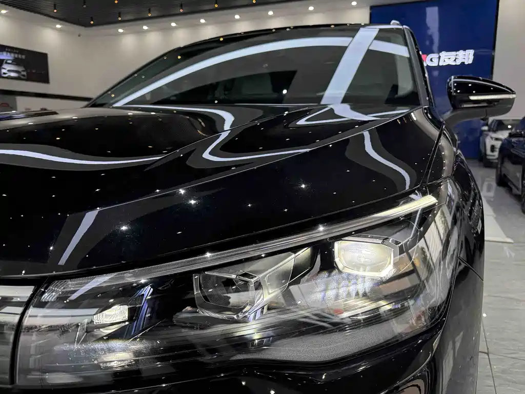 Tiguan L 2024 PRO 330TSI 2WD Smart Travel Edition купить на сайте DeffCars