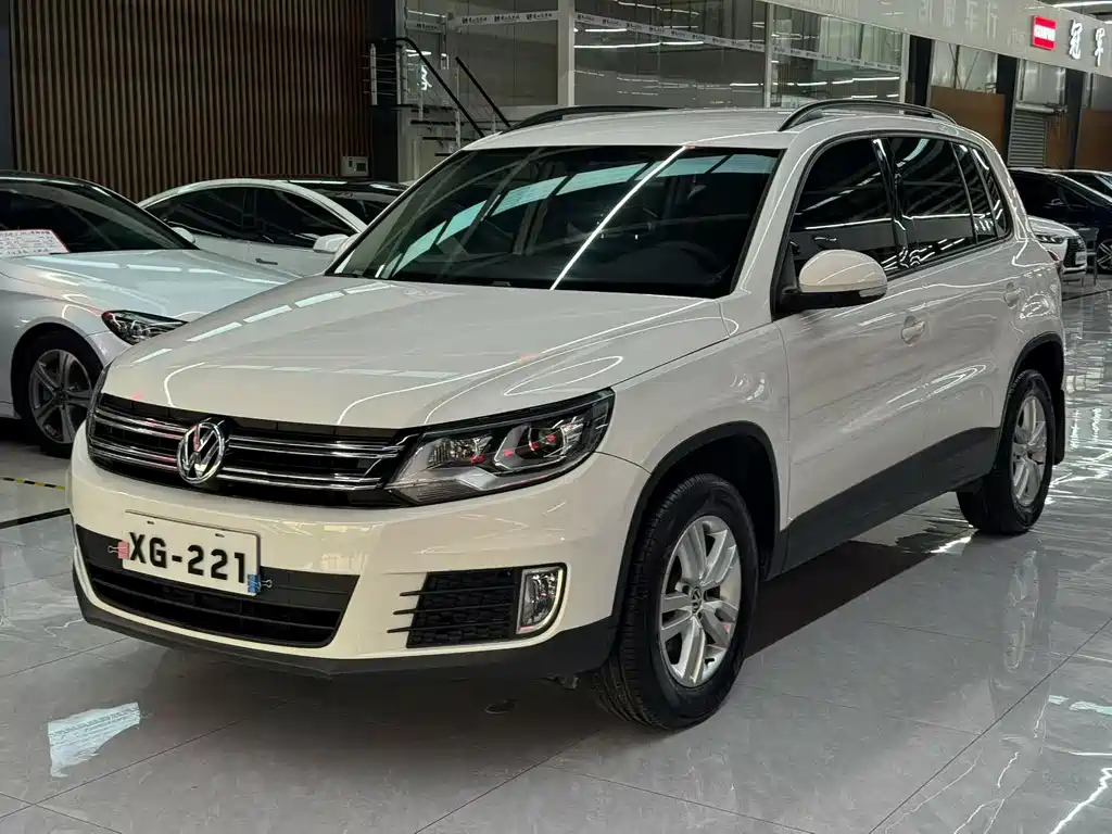Tiguan 2016 300TSI automatic two-wheel drive fashion version купить на сайте DeffCars