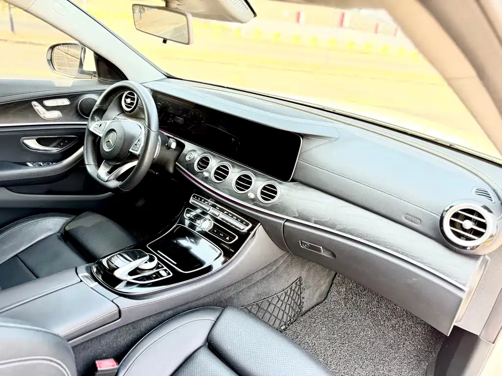 Mercedes-Benz E-Class 2016 E 200 L Sports купить на сайте DeffCars