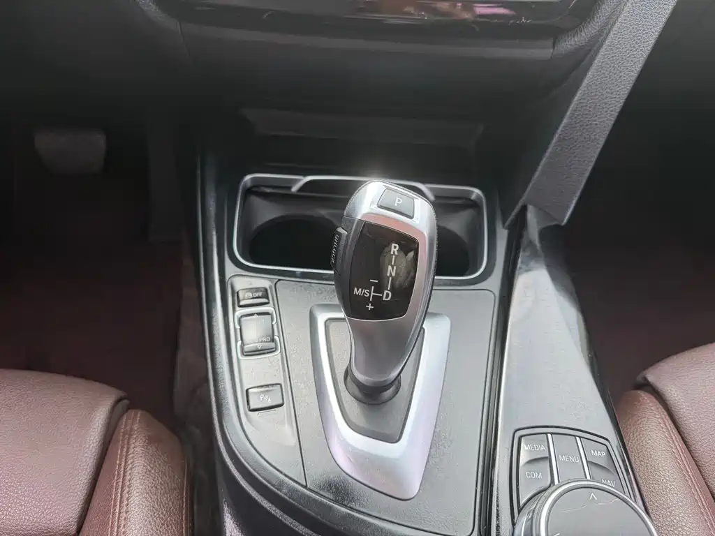 BMW 3 Series 2019 320Li Fashion Model купить на сайте DeffCars