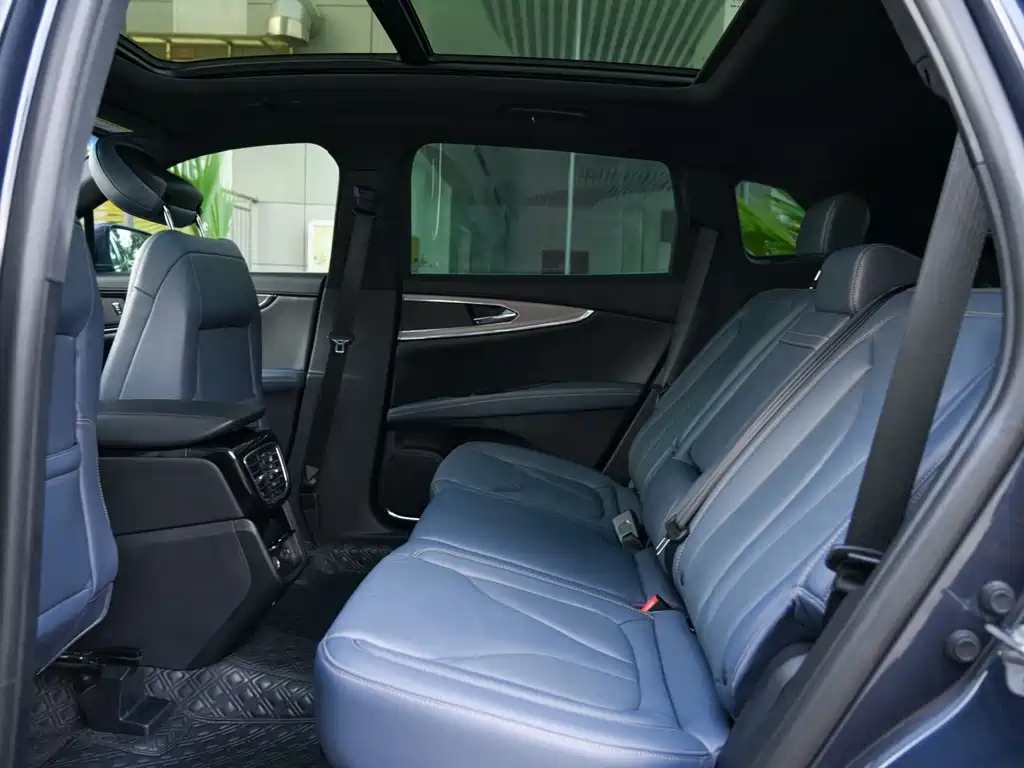 Voyager 2021 2.0T four-wheel drive exclusive edition купить на сайте DeffCars