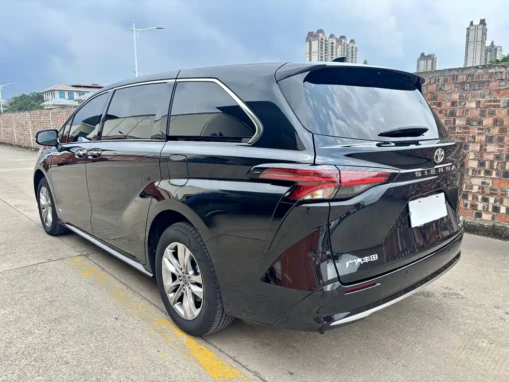 SIENNA 2024 2.5L hybrid four-wheel drive premium version купить на сайте DeffCars