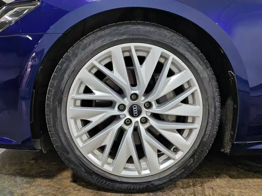 Audi A7 2021 45 TFSI Premium Selection купить на сайте DeffCars