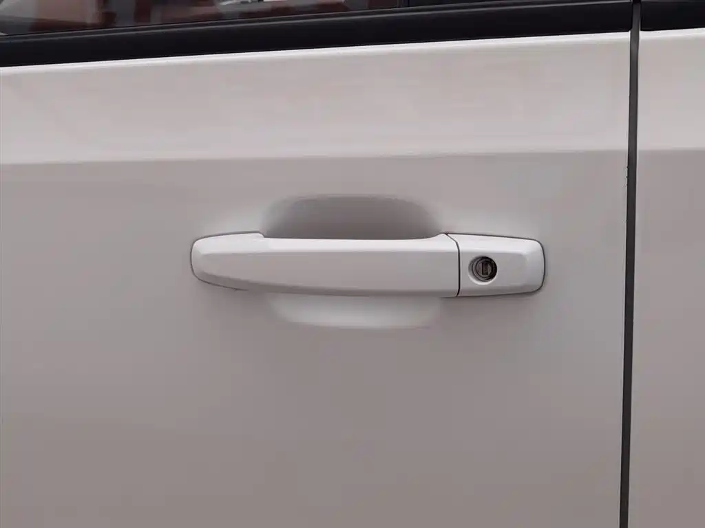 Hongguang MINIEV 2022 Freestyle Lithium Iron Phosphate купить на сайте DeffCars