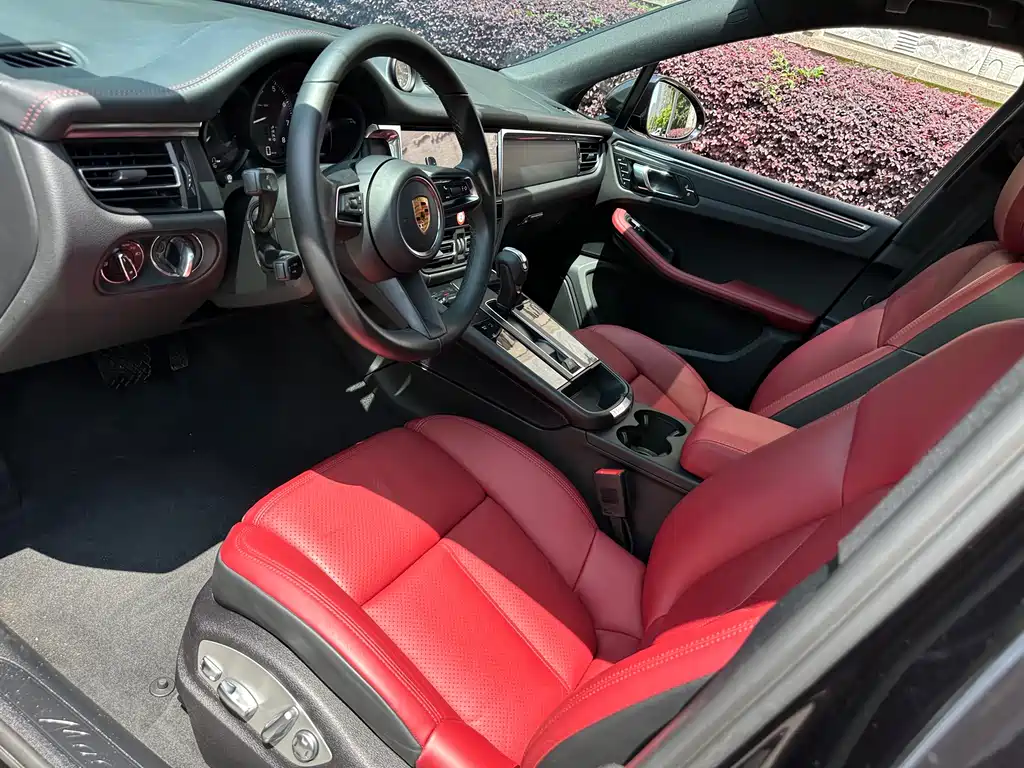 Macan 2022 Macan 2.0T купить на сайте DeffCars