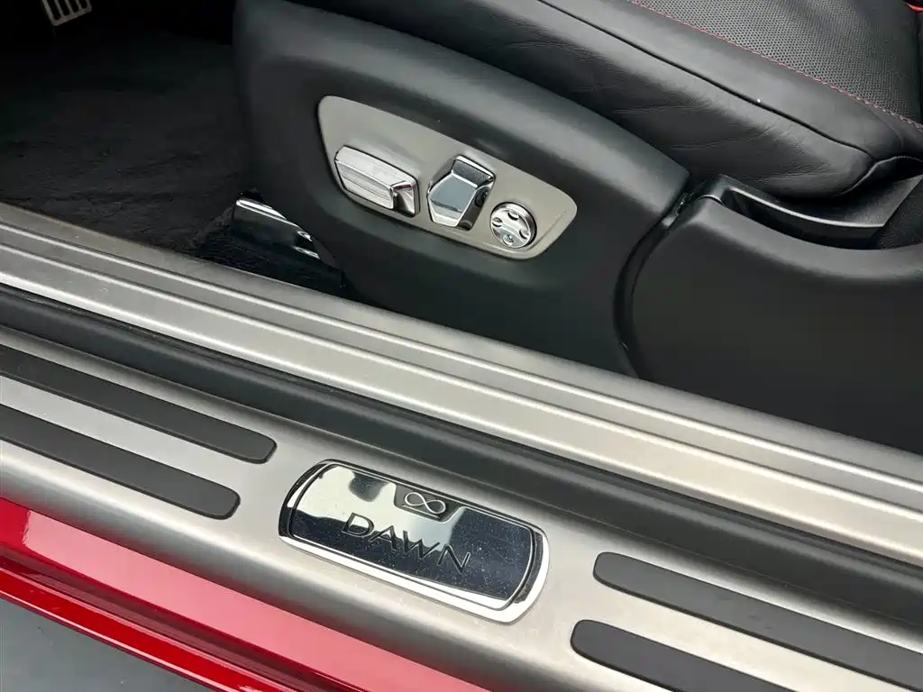 Yaoying 2018 6.6T Black Badge купить на сайте DeffCars
