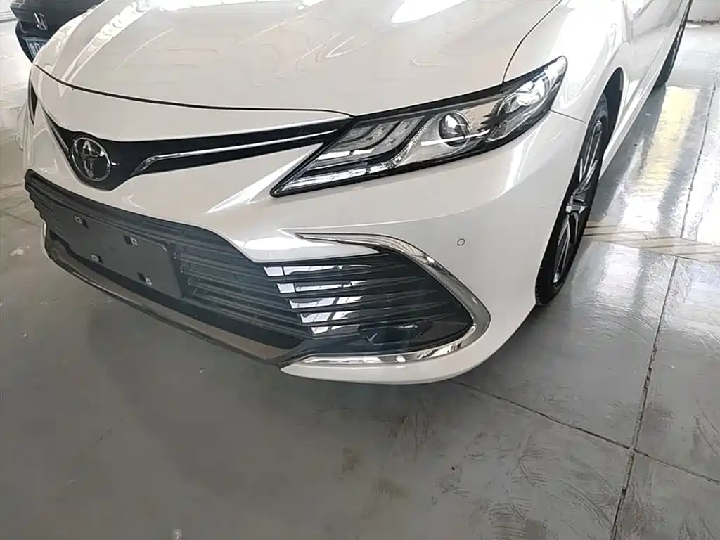 Camry 2021 2.5G Deluxe Edition купить на сайте DeffCars