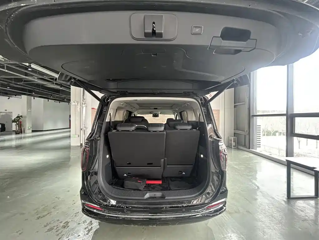 Hongqi HQ9 PHEV 2024 2.0T four-wheel drive business version купить на сайте DeffCars