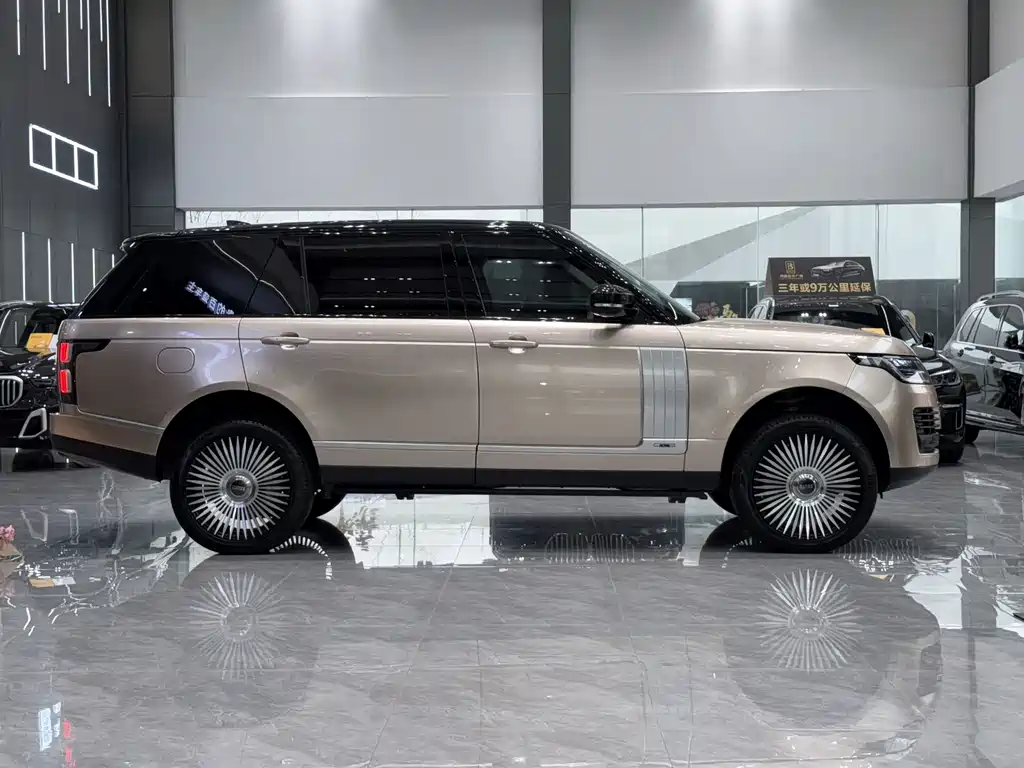 Range Rover 2021 3.0 L6 Legend Extended Classic Edition купить на сайте DeffCars