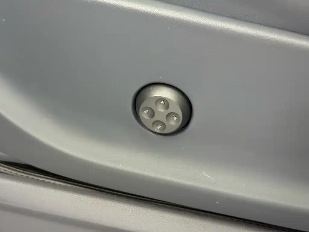 Mercedes-Benz V-Class 2021 V 260 L Long Wheelbase Luxury Edition купить на сайте DeffCars