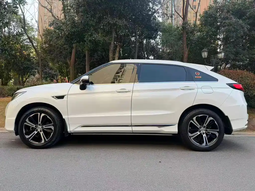Honda UR-V 2017 370TURBO four-wheel drive exclusive version National V купить на сайте DeffCars