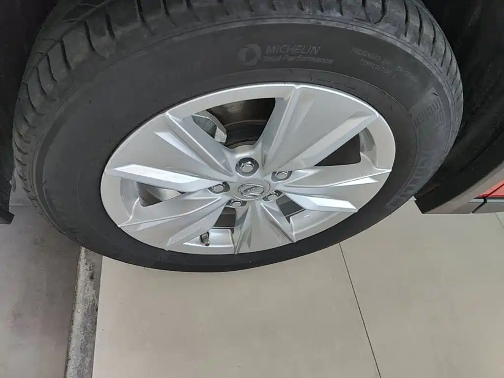 Lexus UX 2020 260h Fun Edition купить на сайте DeffCars
