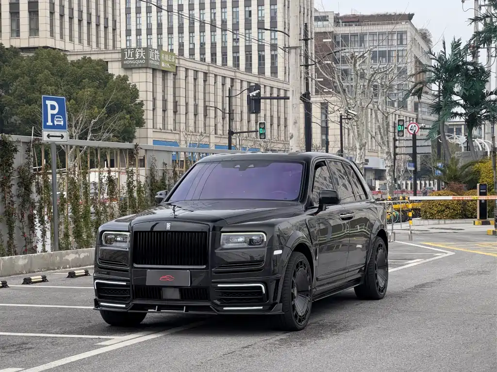 Cullinan 2018 four-seat version купить на сайте DeffCars