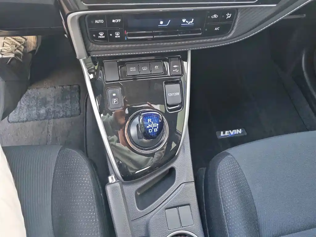 Ralink Shuangqing E+ 2019 1.8PH GS E-CVT Elite Sunroof Edition купить на сайте DeffCars