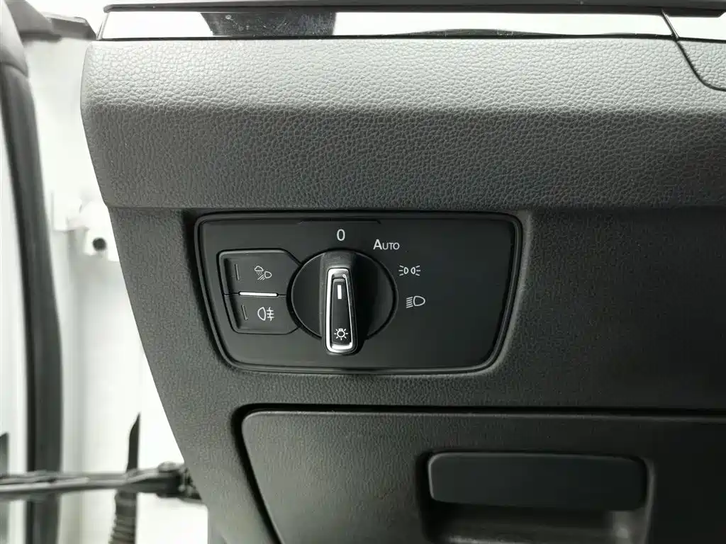 FAW-Volkswagen CC 2021 380TSI eye-catching version купить на сайте DeffCars