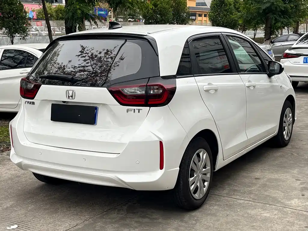 Fit 2021 1.5L CVT Trendy Edition купить на сайте DeffCars