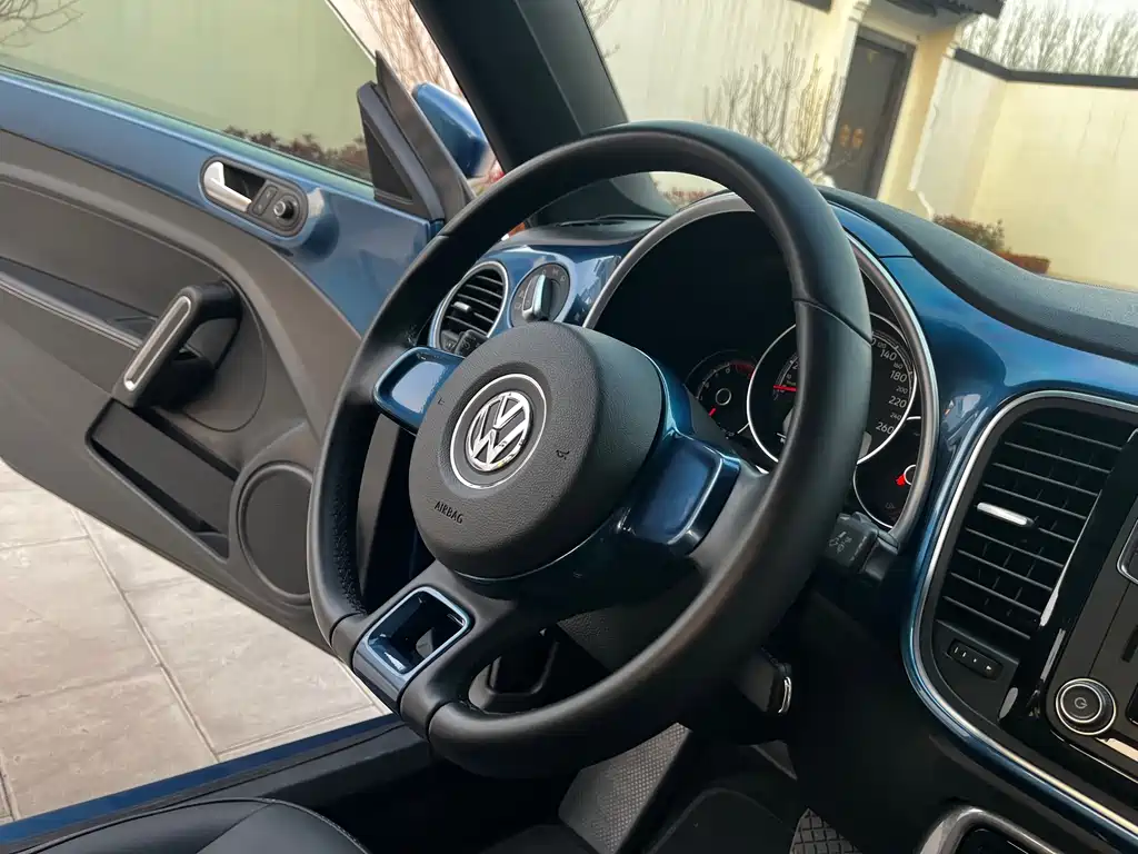 Beetle 2018 180TSI Yile Type купить на сайте DeffCars