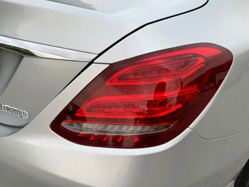 Mercedes-Benz C-Class 2016 C 200 L купить на сайте DeffCars