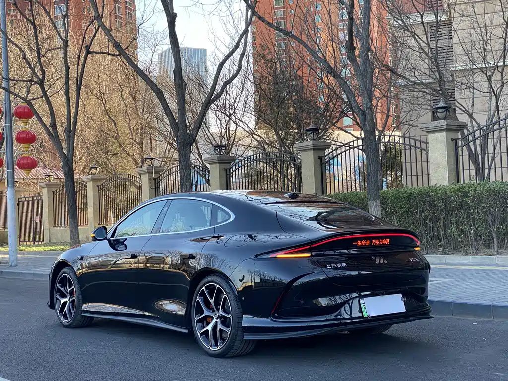 Zhiji L6 2025 Ultra купить на сайте DeffCars