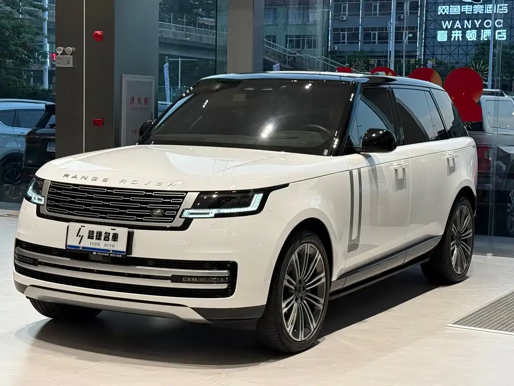 Range Rover 2026 3.0 L6 400PS AB long axis version купить на сайте DeffCars