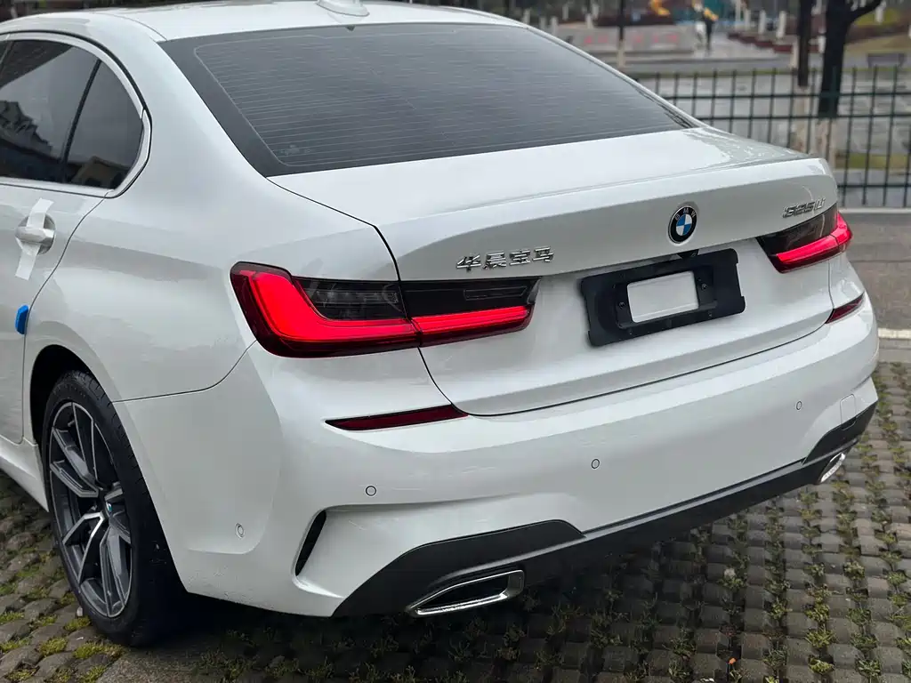 BMW 3 Series 2022 325Li M Sports Package купить на сайте DeffCars