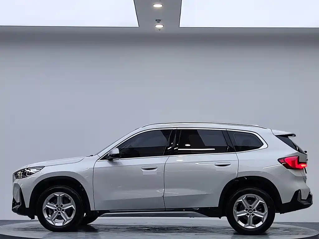 BMW X1 2023 sDrive20Li X Design Kit купить на сайте DeffCars