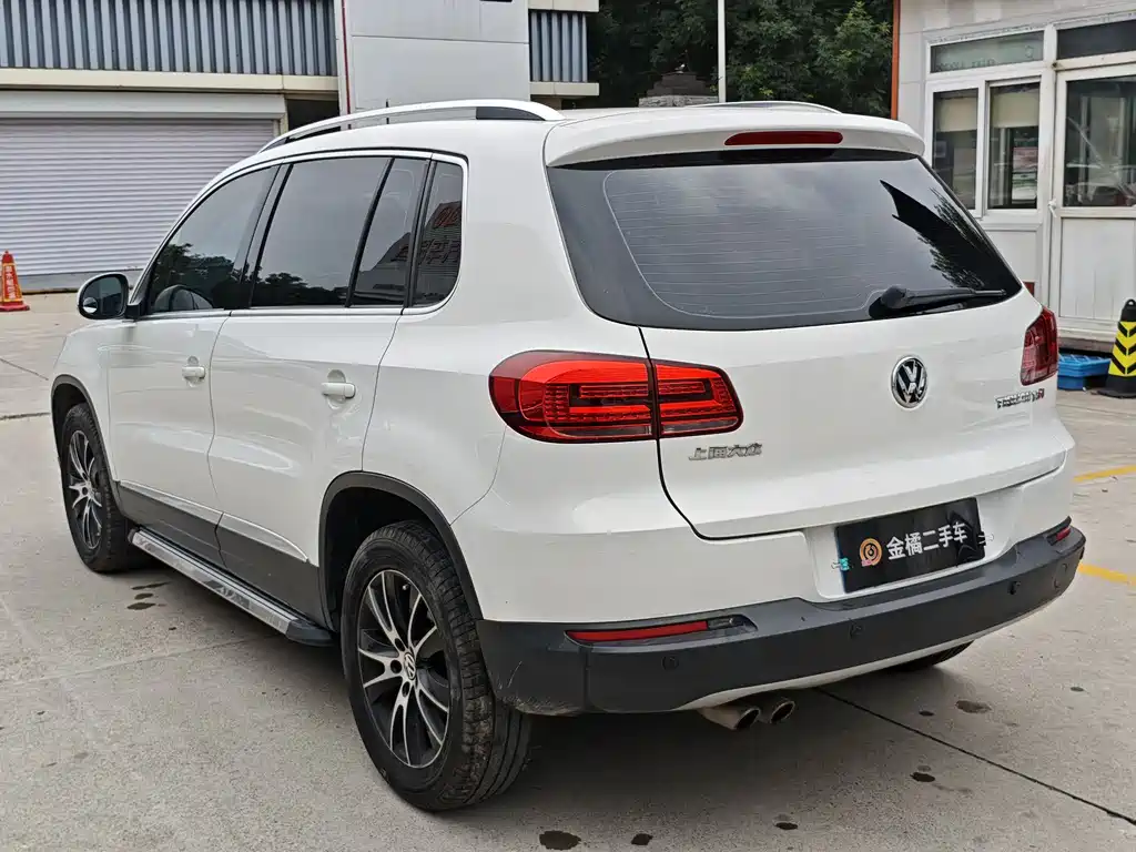 Tiguan 2015 1.8TSI automatic two-wheel drive luxury model купить на сайте DeffCars