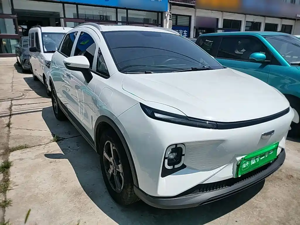 Geely Geometry E Firefly 2024 301km Starlight купить на сайте DeffCars