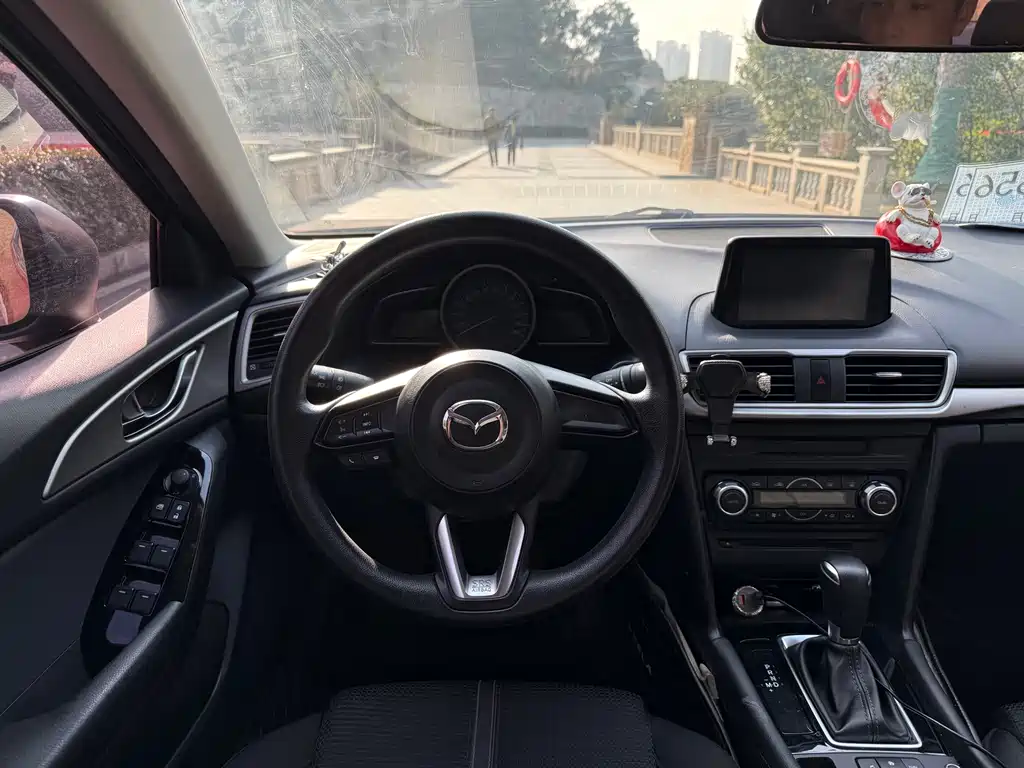 Mazda3 Angkesela 2019 Cloud Control Edition Sedan 1.5L Automatic Comfort Type National VI купить на сайте DeffCars