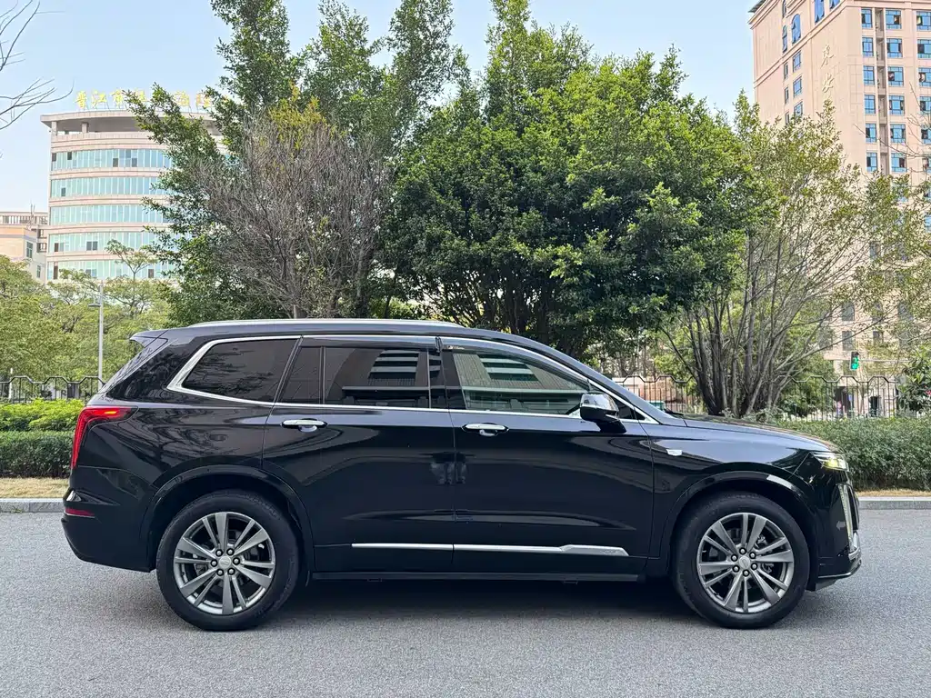 Cadillac XT6 2021 28T six-seat four-wheel drive luxury model купить на сайте DeffCars