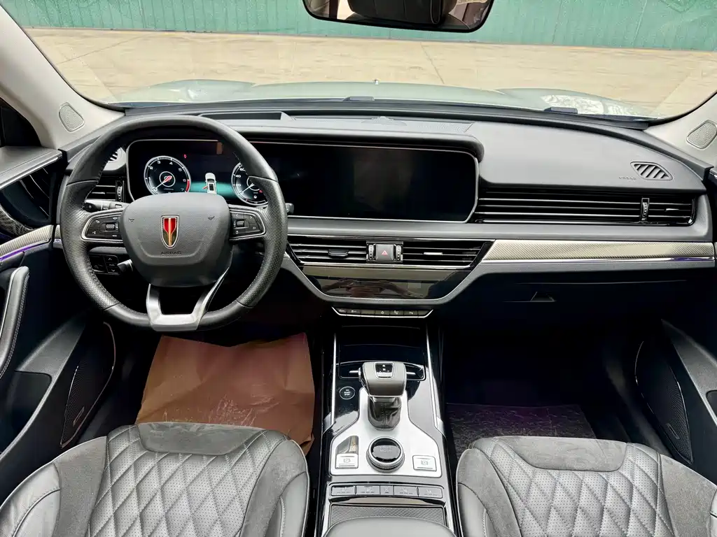 Hongqi HS5 2019 2.0T Zhilian Flagship Edition купить на сайте DeffCars