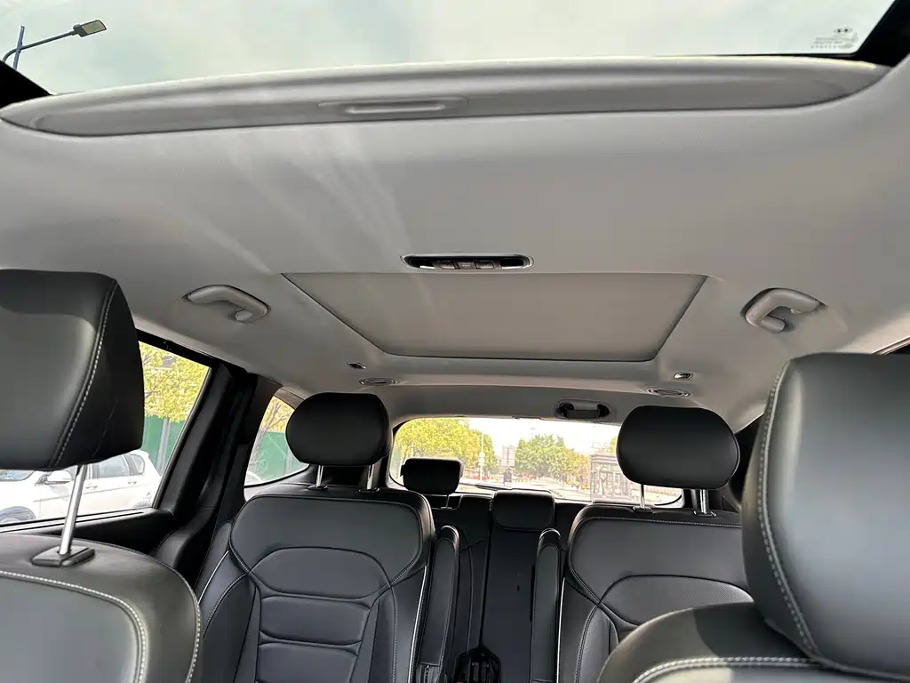 Kustu 2024 270TGDi LUX Premium Edition купить на сайте DeffCars