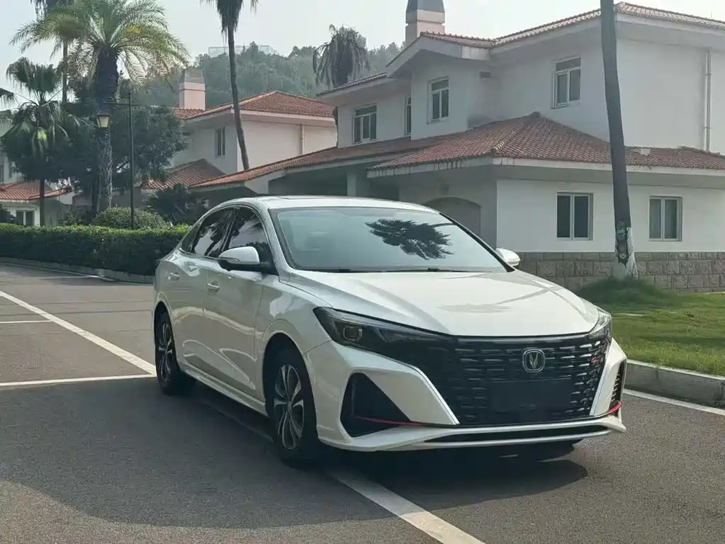 EADO 2022 PLUS Blue Whale NE 1.4T GDI DCT Premium Edition купить на сайте DeffCars