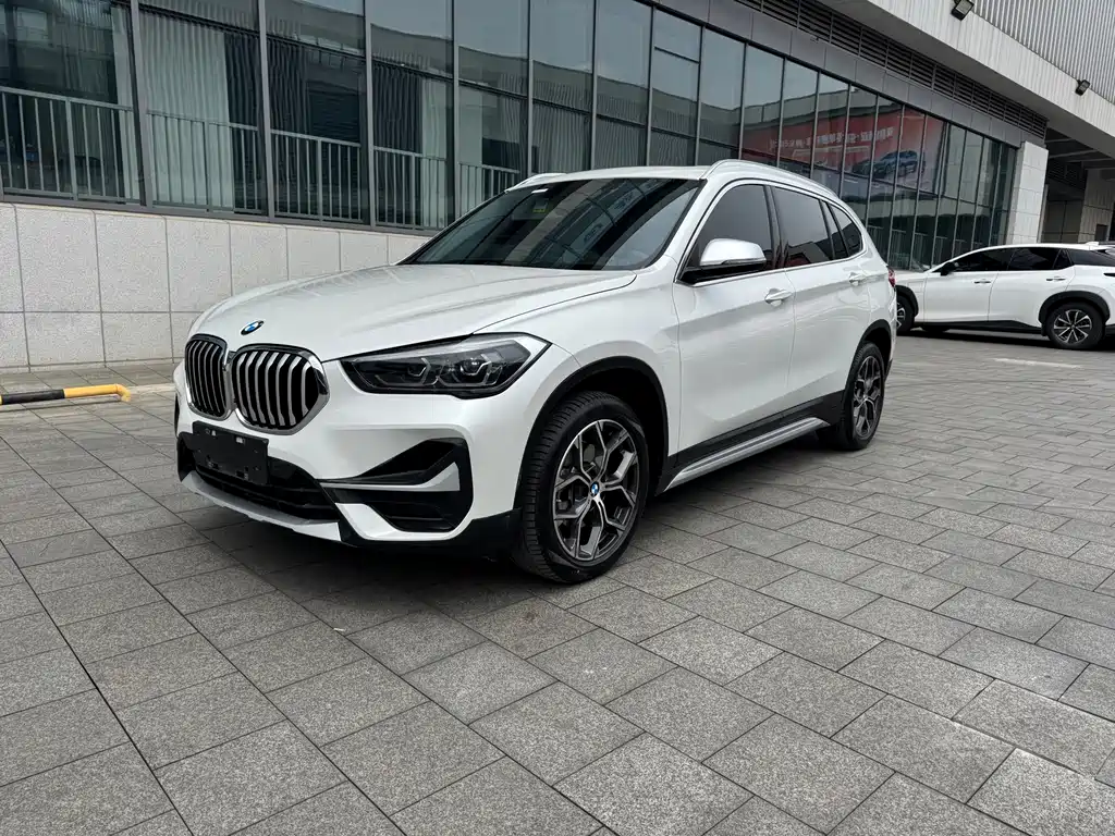 BMW X1 2022 sDrive20Li Fashion Model купить на сайте DeffCars