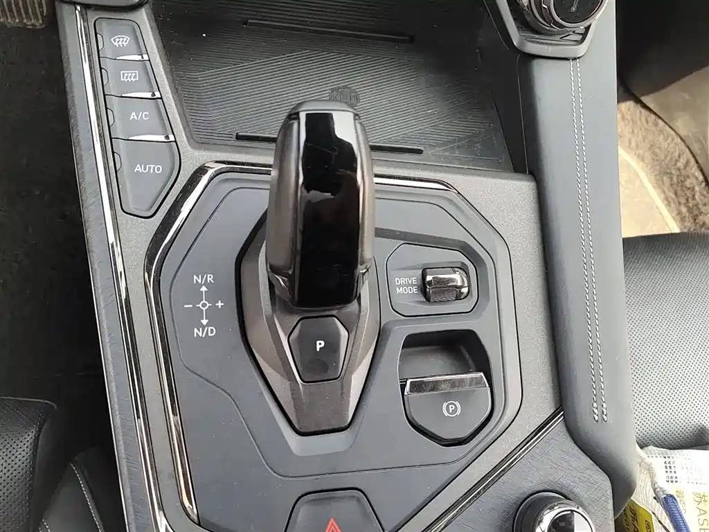 Lynk & Co 01 2023 1.5TD EM-F PM купить на сайте DeffCars