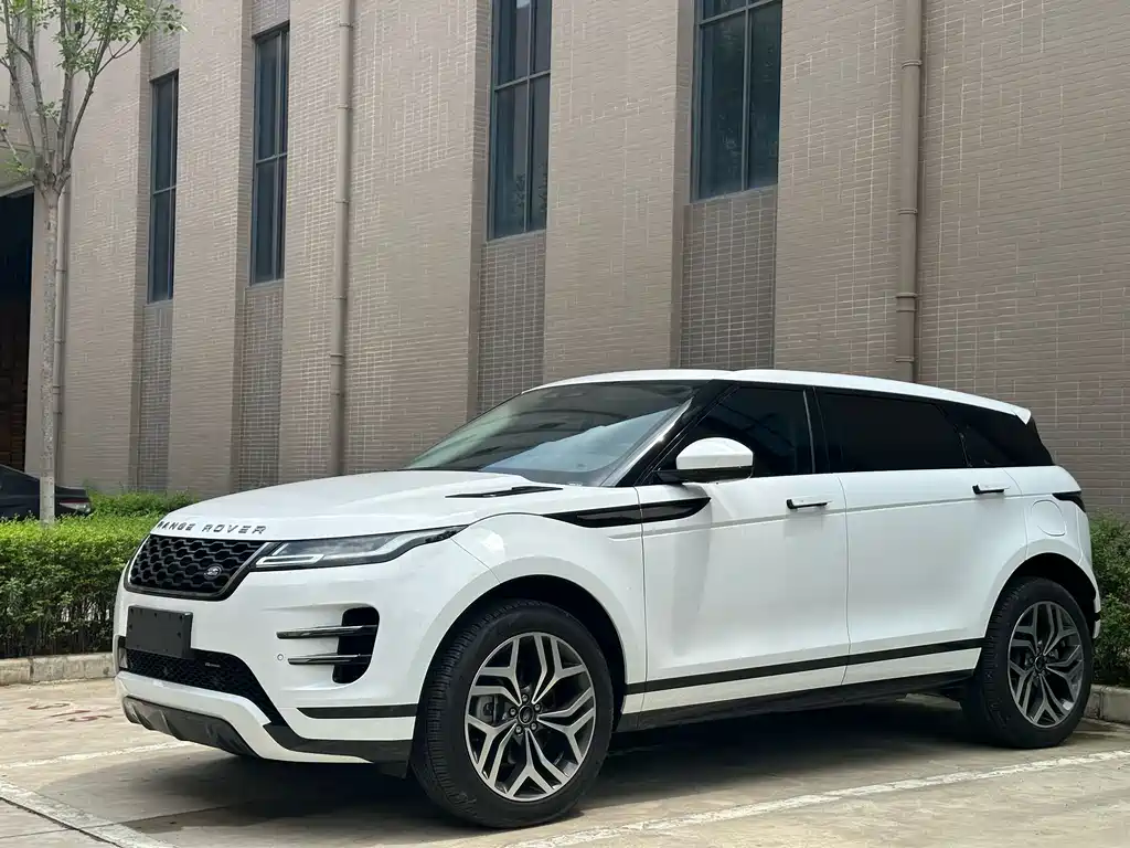Range Rover Evoque New Energy 2022 Evoque L P300e plug-in electric hybrid version купить на сайте DeffCars