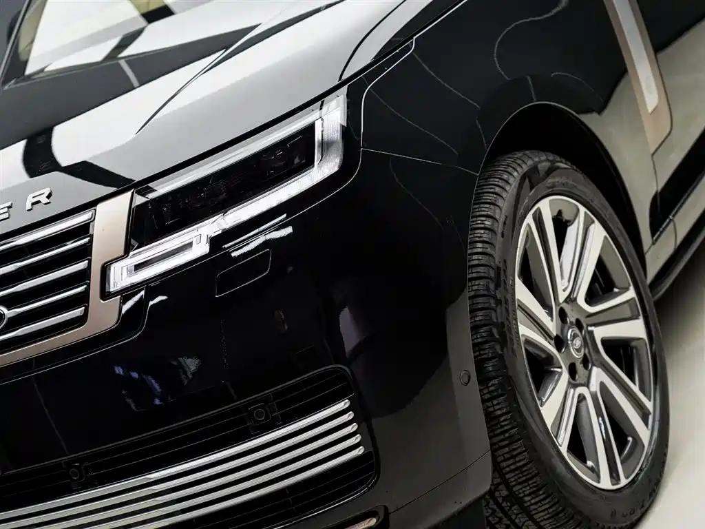 Range Rover 2023 4.4 V8 SV Honor Creation Extended Edition купить на сайте DeffCars
