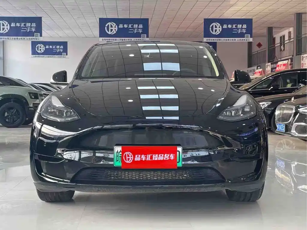Model Y 2023 rear-wheel drive version купить на сайте DeffCars