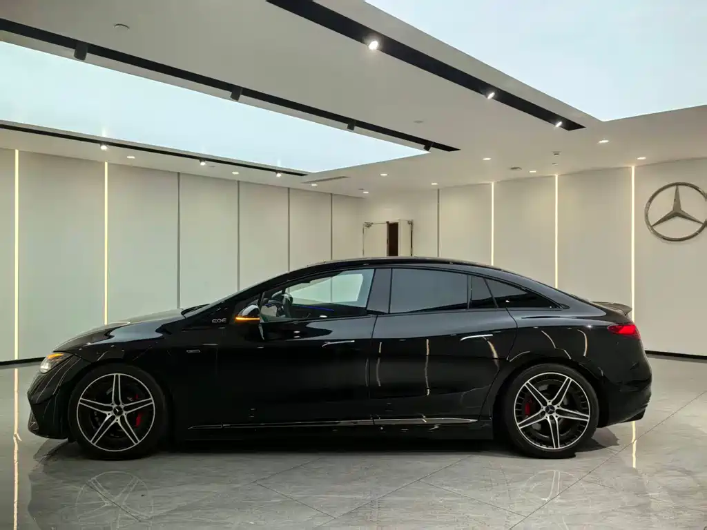 Mercedes-Benz EQE AMG 2023 AMG EQE 53 4MATIC+ купить на сайте DeffCars