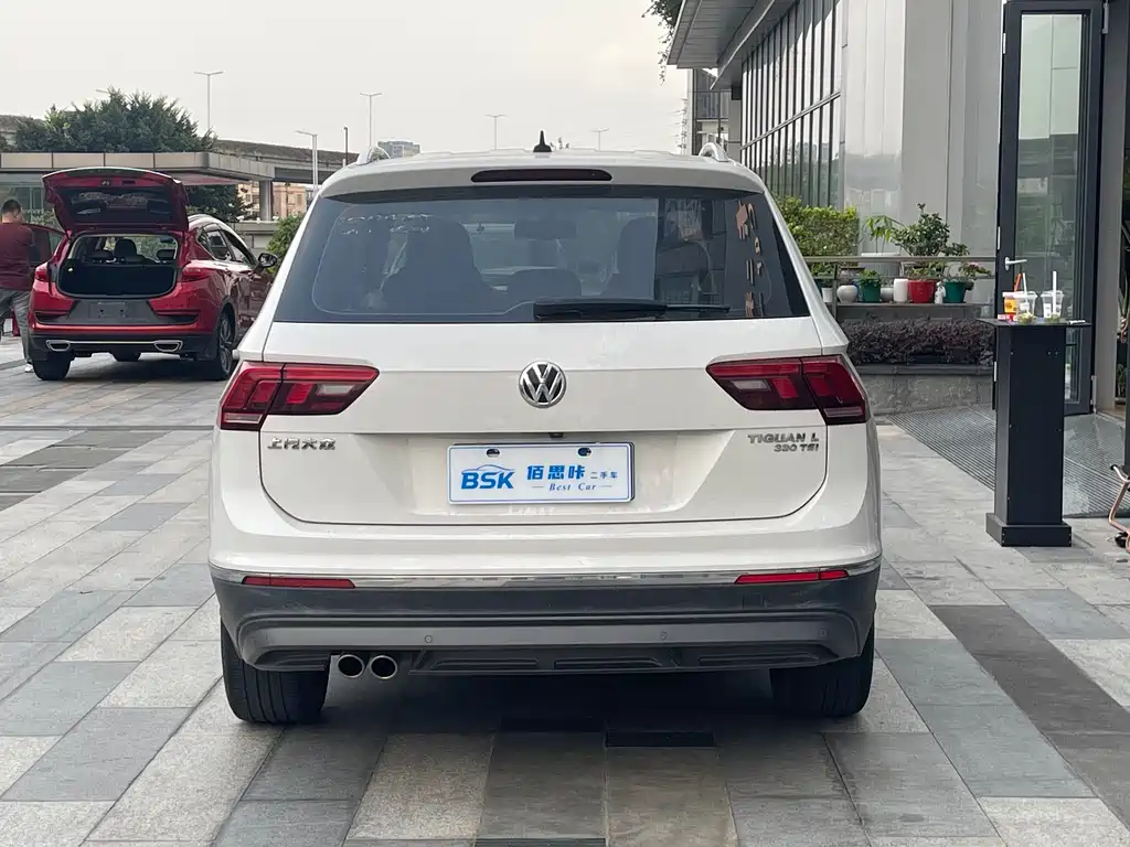 Tiguan L 2020 330TSI automatic two-wheel drive panoramic comfort version National VI купить на сайте DeffCars