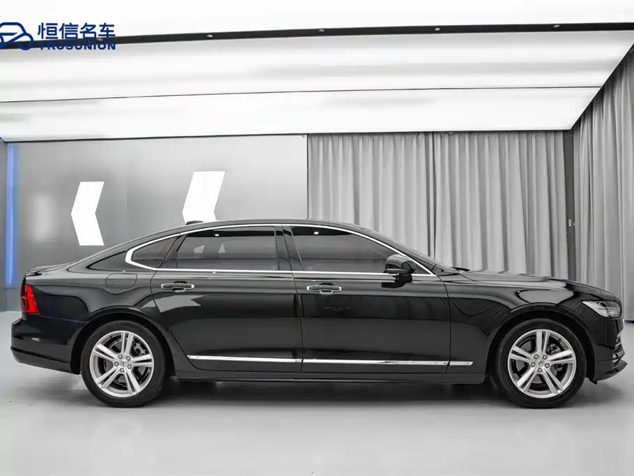 Volvo S90 2019 T5 Smart Edition купить на сайте DeffCars