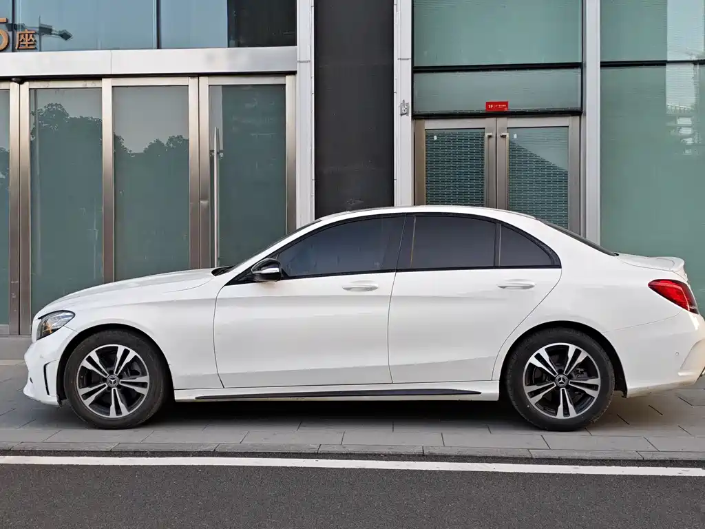 Mercedes-Benz C-Class 2019 C 260 Sports Edition купить на сайте DeffCars