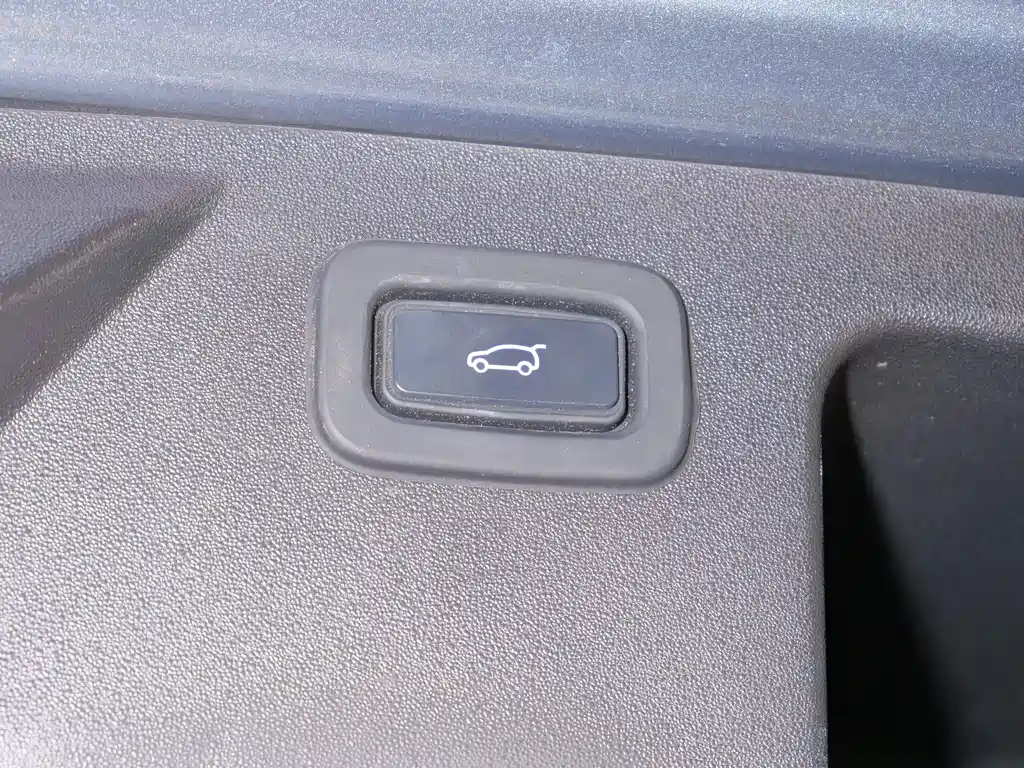 Discovery Sport 2020 249PS R-Dynamic Performance Technology Edition 7-seater купить на сайте DeffCars