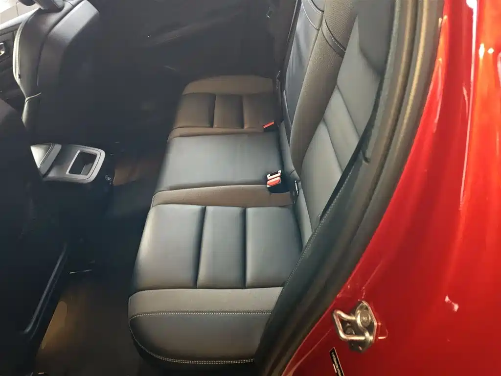 Volvo S60 2020 T4 Zhiyuan Luxury Edition купить на сайте DeffCars