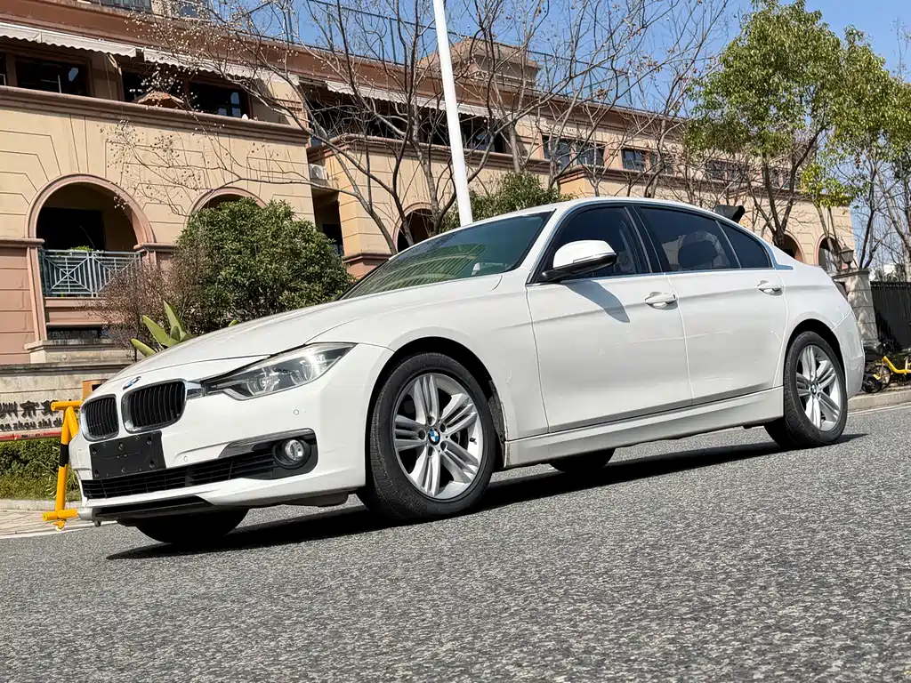 BMW 3 Series 2017 320Li Fashion Model купить на сайте DeffCars