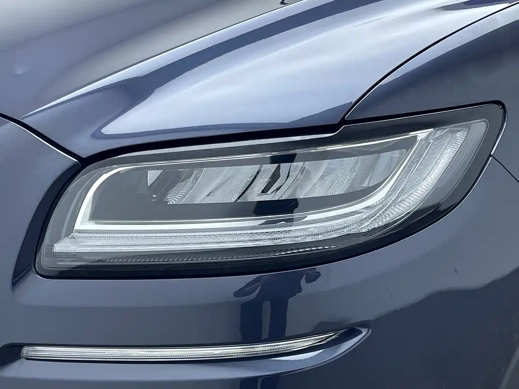 Voyager 2022 2.7T four-wheel drive elegant version купить на сайте DeffCars